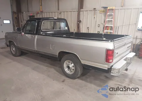 1989 Dodge D-Series D150 из США, поврежденный, VIN 1B7HE16YXKS202438